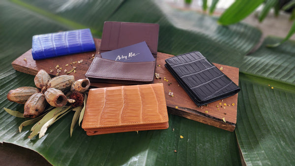 Small card wallet