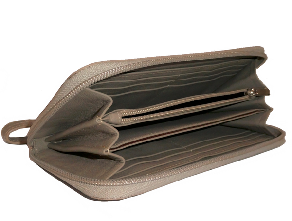 Michaela Purse